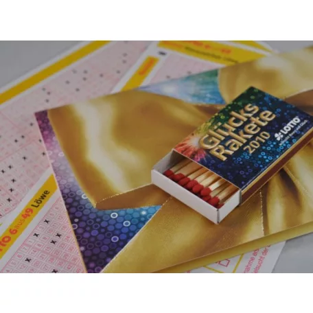 5H egyedi reklámgyufa