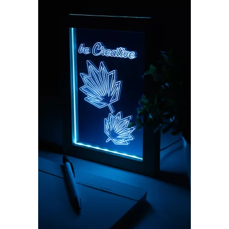 Woodiframe LED-es trófea