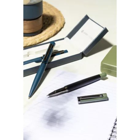 André Philippe Macaye tollszett