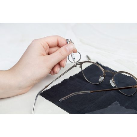 Clearsight szemüvegjavító szett