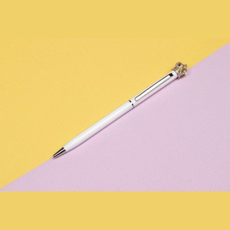 Koronás golyóstoll