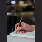 Érintőképernyőhöz bambusz markolatú fém golyóstoll