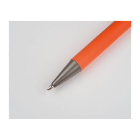 Újrahasznosított alumíniumból készült golyóstoll