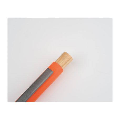 Újrahasznosított alumíniumból készült golyóstoll