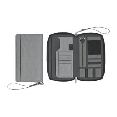 4000 mAh powerbanket tartalmazó ellátott autóstásk