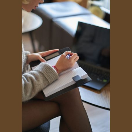 4000 mAh powerbank és A5 jegyzetfüzet mappa