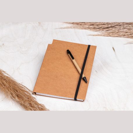 A5 jegyzetfüzet golyóstollal