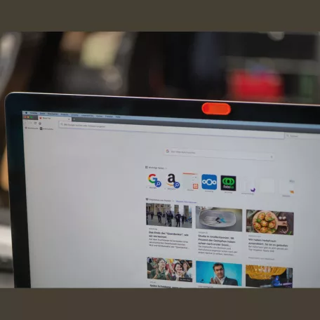 Laptop kamera takaró