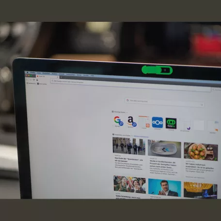 Laptop kamera takaró