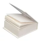 Újrahasznosított tejesdobozból készült jegyzettömb