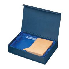 Trófea fa talapzattal