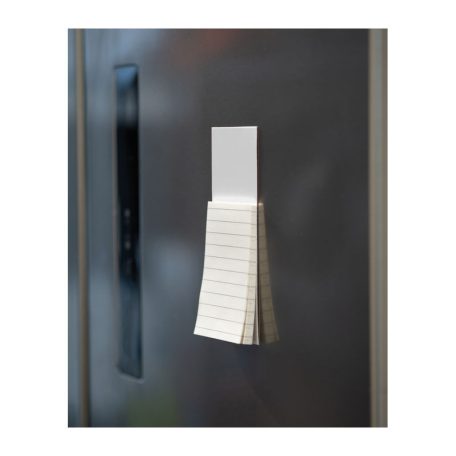 Hűtőmágnes jegyzettömbbel