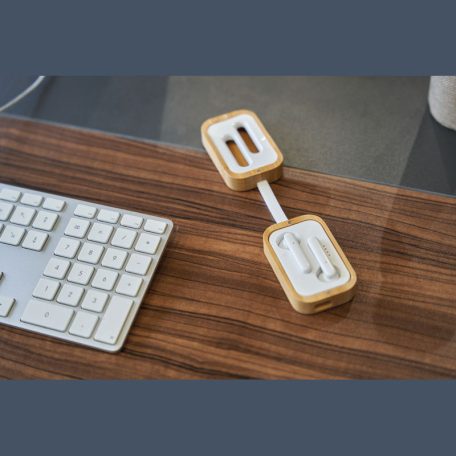 Bluetooth fülhallgató bambusz dobozban