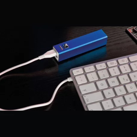 2200 mAh powerbank fémből
