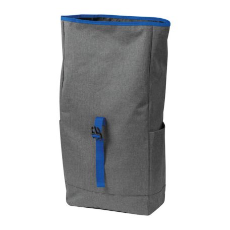 Hátizsák színes kiegészítőkkel