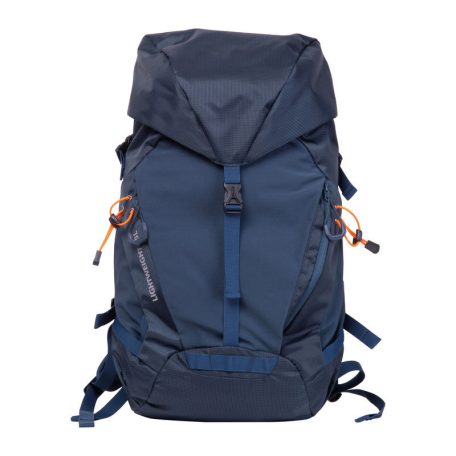 Hátizsák túrázáshoz övcsattal