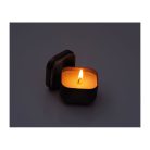 Gyertya fémdobozban