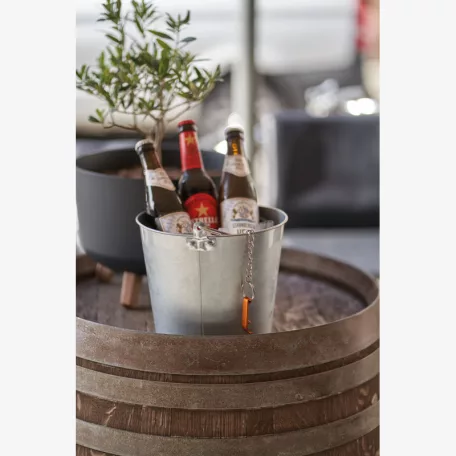 Jégvödör üvegnyitóval