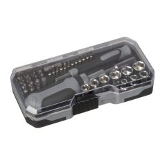 41 darabos szerszámkészlet racsnis rendszerrel