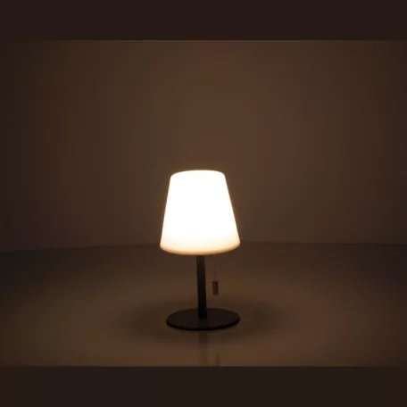 Színváltós kültéri lámpa