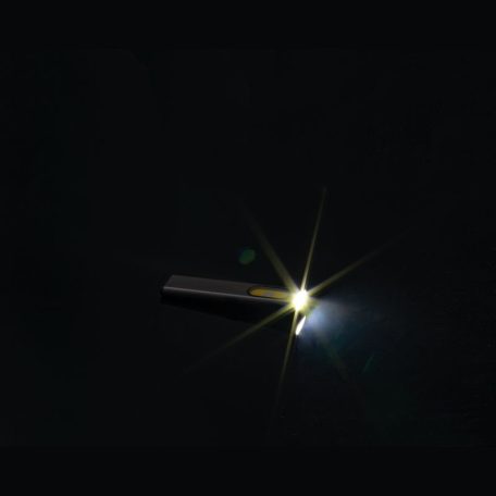 Újratölthető zseblámpa