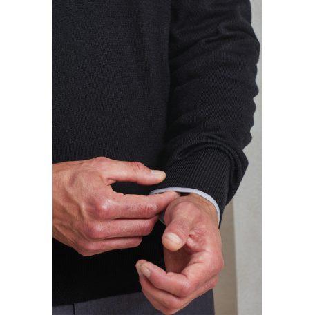 PR400 V nyakú kötött férfi pulóver