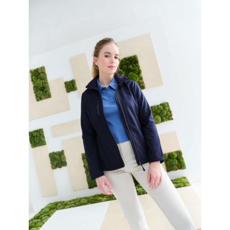 Regatta RETRA616 újrahasznosított női softshell kabát