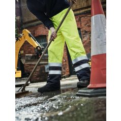 Regatta RETRJ523R HI VIS INSULATED OVERTROUSER 2XL